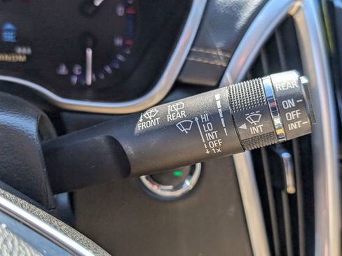 Used 2016 Cadillac SRX Luxury image 36