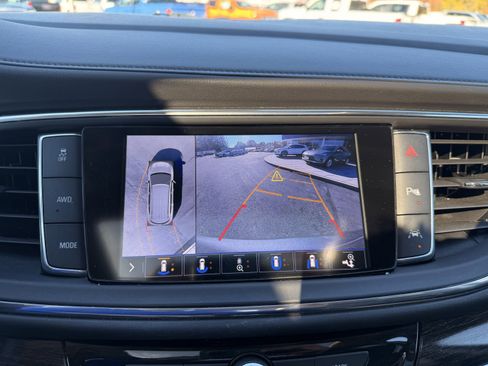 Certified 2021 Buick Enclave Avenir w/ Trailering Package, 5000 lbs. image 17
