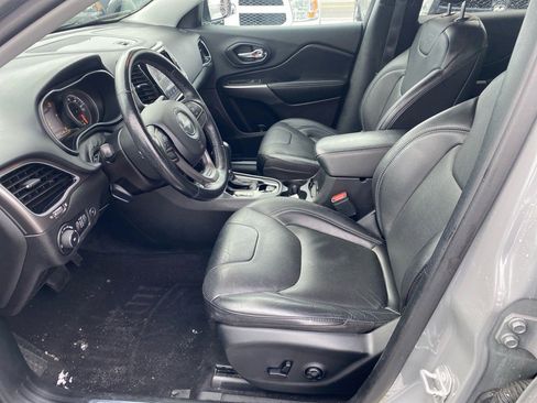 Used 2020 Jeep Cherokee Limited image 9