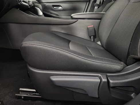 Certified 2025 Nissan Sentra SV w/ Trunk Package FWD image 13