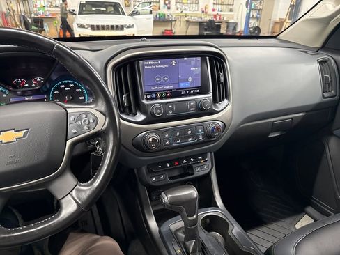 Used 2019 Chevrolet Colorado Z71 image 18