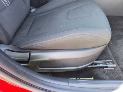 Used 2024 Hyundai Elantra SEL FWD image 14