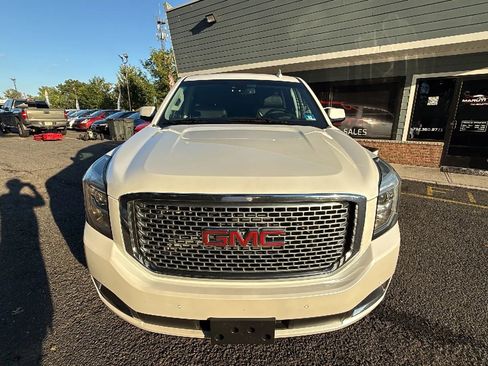Used 2016 GMC Yukon Denali w/ Open Road Package image 2