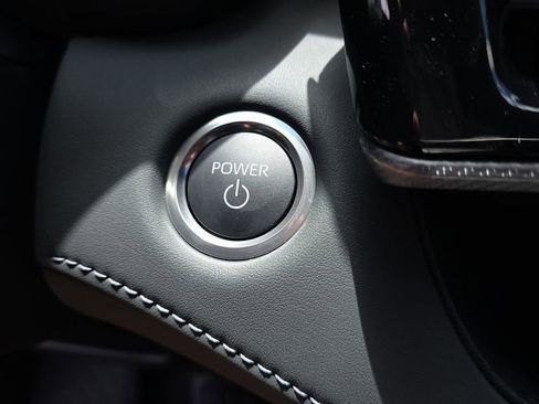 New 2026 Toyota Highlander Platinum AWD/4WD image 24