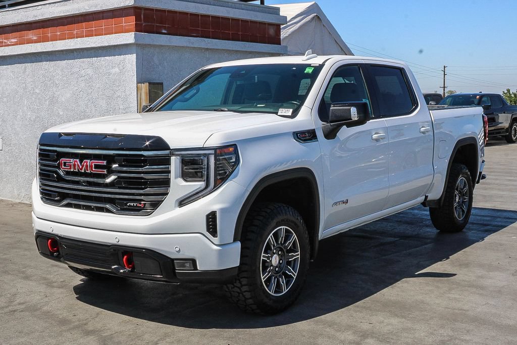 Used 2025 GMC Sierra 1500 AT4 AWD/4WD image 4