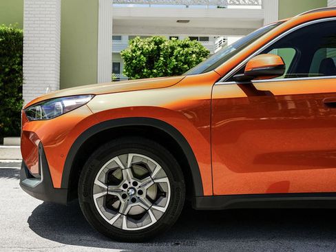 Used 2023 BMW X1 xDrive28i AWD/4WD image 4