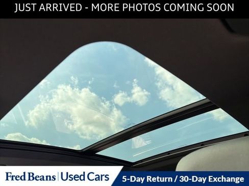 Used 2022 Audi SQ5 Premium w/ Convenience Package image 12