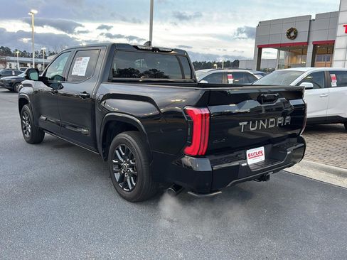 Used 2023 Toyota Tundra Platinum image 3