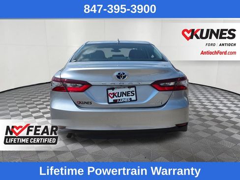 Used 2022 Toyota Camry LE FWD image 6