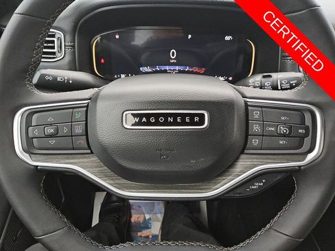 Used 2024 Jeep Wagoneer L Series II w/ Flexible Seating Group image 24