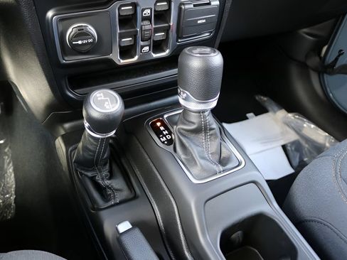 New 2026 Jeep Wrangler Unlimited Sport AWD/4WD image 25