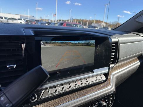 Used 2023 Chevrolet Silverado 1500 LT image 30