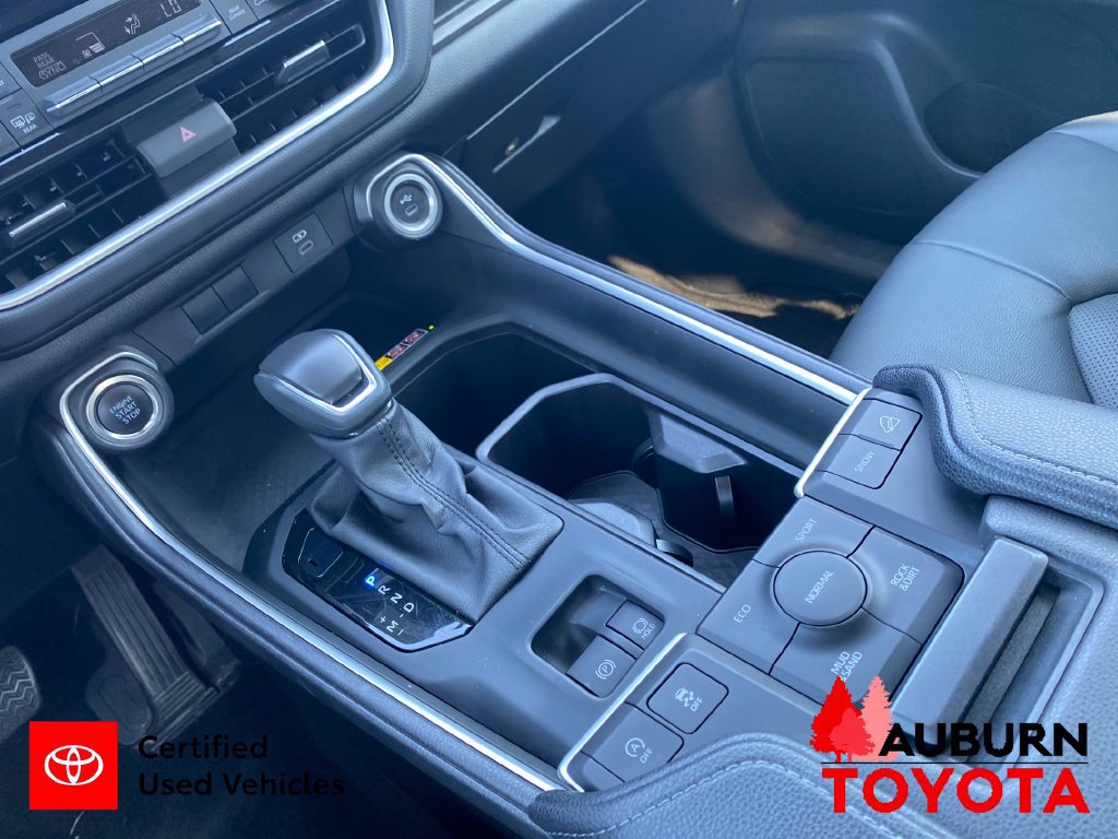Certified 2025 Toyota Grand Highlander AWD image 15