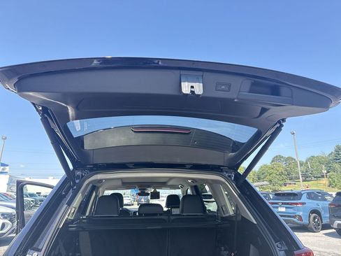 New 2025 Volkswagen Atlas SEL Premium R-Line AWD/4WD image 47