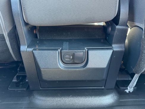 Used 2021 Ford F150 XL image 28