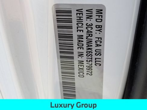 Used 2025 Jeep Wagoneer S Launch Edition AWD/4WD image 31