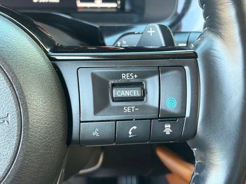 Certified 2023 Nissan Pathfinder Platinum w/ Cargo Package AWD/4WD image 27