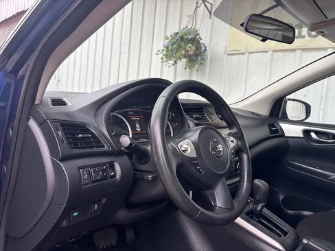 Used 2019 Nissan Sentra S FWD image 10