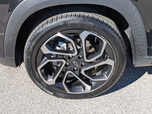 Used 2024 Chevrolet Trax RS image 11