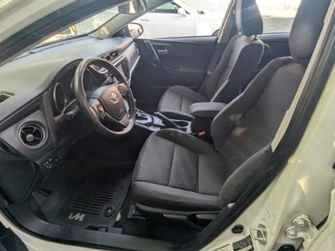 Used 2018 Toyota Corolla iM w/ All-Weather Mat Package FWD image 15