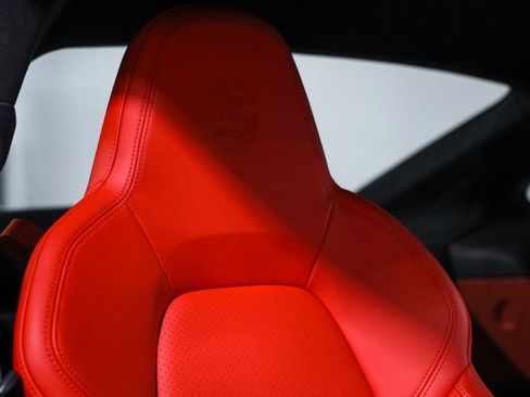 Used 2022 Porsche 911 GT3 image 38