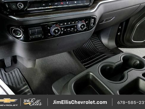 Certified 2025 Chevrolet Silverado 1500 LT AWD/4WD image 17