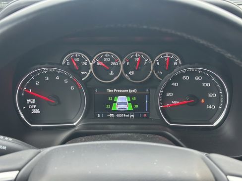 Used 2023 Chevrolet Suburban LS image 15