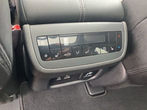 Used 2024 Nissan Pathfinder Platinum w/ Cargo Package AWD/4WD image 27