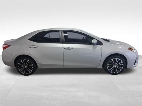Used 2015 Toyota Corolla S FWD image 4