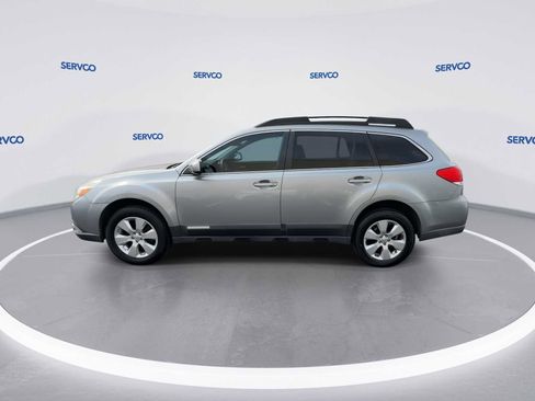Used 2011 Subaru Outback 2.5i Limited w/ PWR Moonroof Pkg image 6