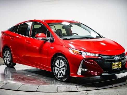 Certified 2021 Toyota Prius Prime Limited image 7