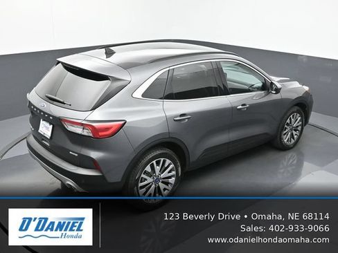 Used 2022 Ford Escape Titanium AWD/4WD image 18