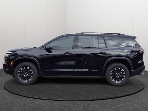 New 2026 Chevrolet Traverse Z71 w/ Enhanced Driving Package AWD/4WD image 2