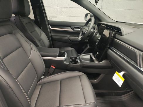 New 2026 GMC Terrain Elevation w/ Elevation Premium Package image 7