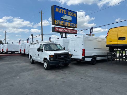 Used 2014 Ford E-150 and Econoline 150 image 30
