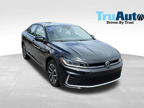 Used 2025 Volkswagen Jetta S FWD image 1