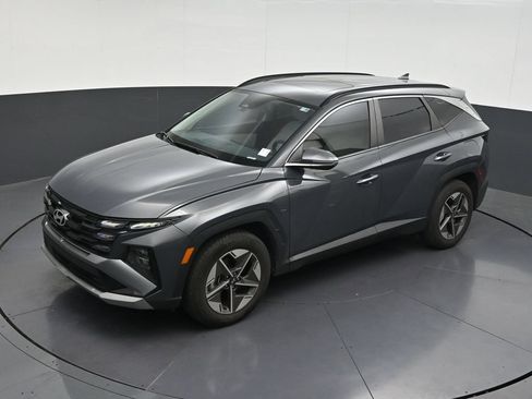 Used 2025 Hyundai Tucson SEL FWD image 19