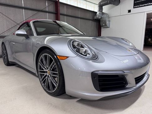 Used 2018 Porsche 911 Carrera 4 AWD/4WD image 22