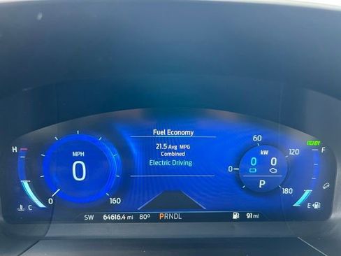 Used 2020 Ford Escape Titanium image 34