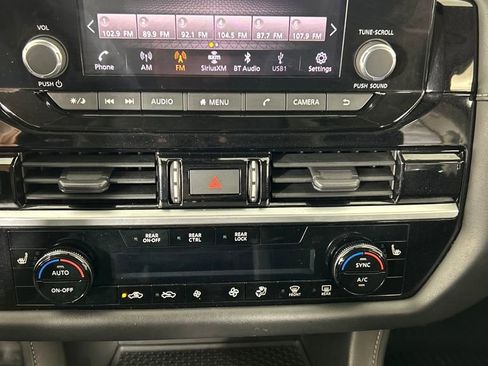 Used 2022 Nissan Pathfinder SV w/ SV Black Package FWD image 14