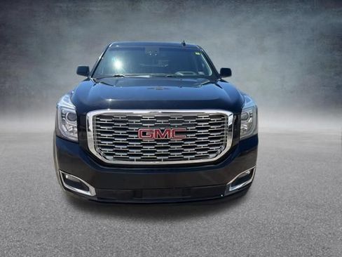 Used 2018 GMC Yukon XL Denali w/ Denali Ultimate Package AWD/4WD image 3