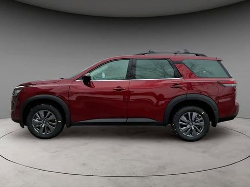 New 2026 Nissan Pathfinder SV image 2