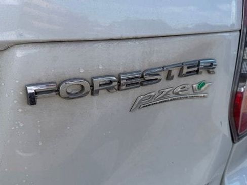 Used 2016 Subaru Forester 2.5i Premium AWD/4WD image 8