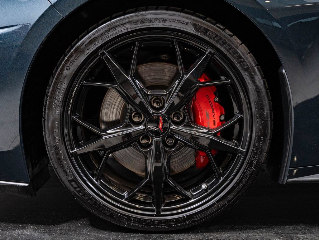 Used 2020 Chevrolet Corvette Stingray Premium Cpe w/ 3LT Preferred Equipment Group RWD image 13