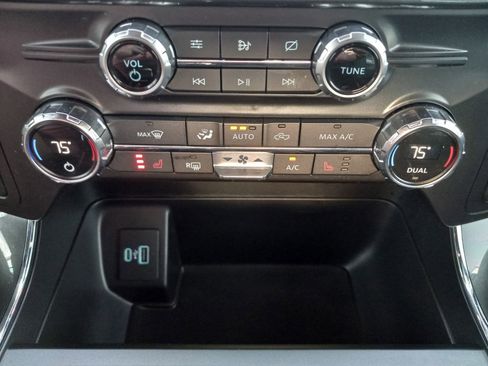 Used 2021 Ford F150 XLT w/ Equipment Group 302A High AWD/4WD image 20