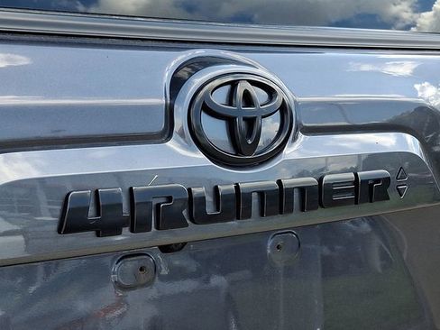 Used 2023 Toyota 4Runner SR5 Premium w/ Moonroof Package AWD/4WD image 30