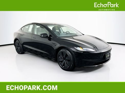 Used 2025 Tesla Model 3 Long Range RWD image 1