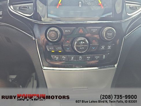 Used 2021 Jeep Grand Cherokee Limited AWD/4WD image 23