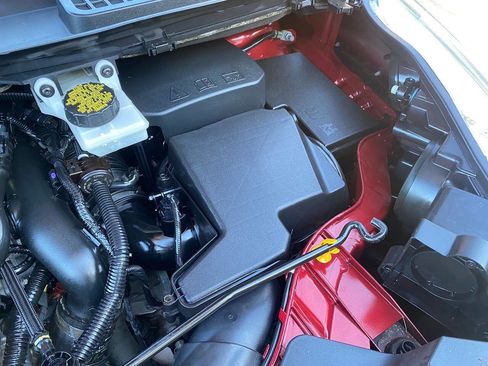 Used 2017 Ford Escape SE image 34