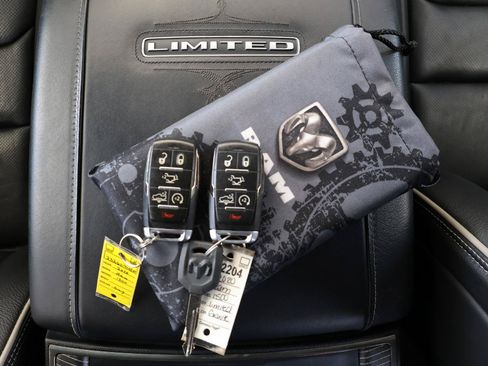 Used 2020 RAM 1500 Limited AWD/4WD image 28